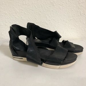 Eileen Fisher sandal